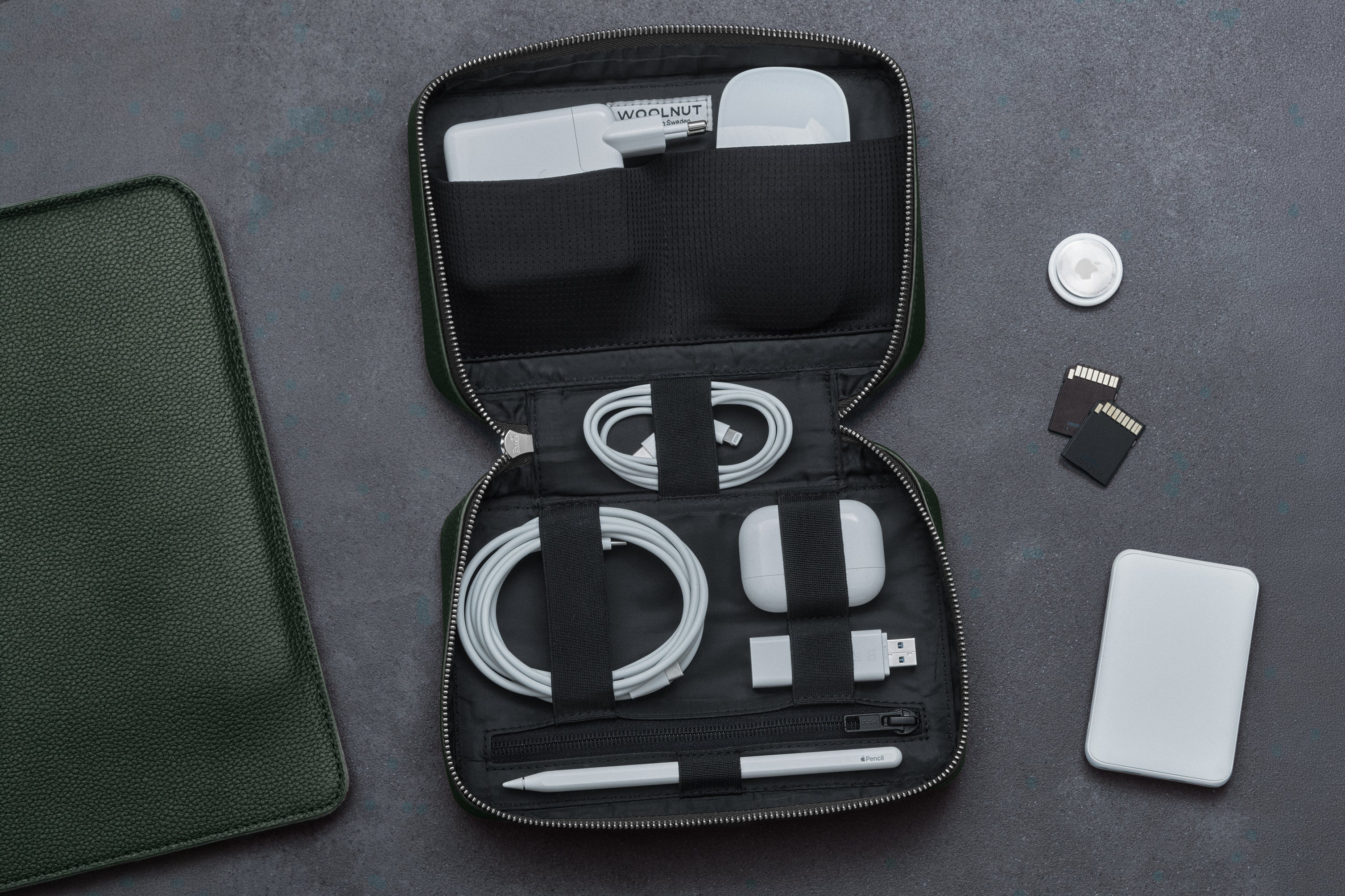 Woolnut Leather Tech Organiser - Green