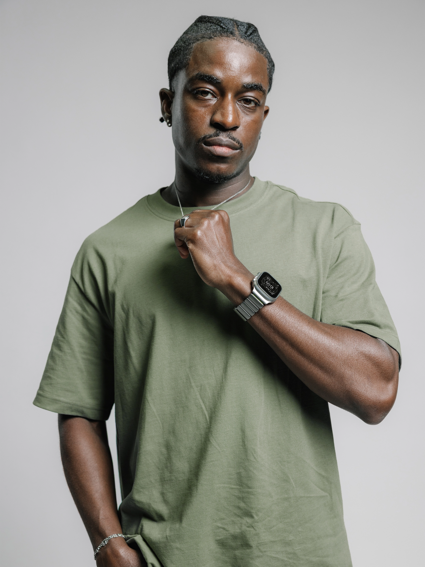 Nomad Stratos Band - 49mm - Natural Titanium - Forest