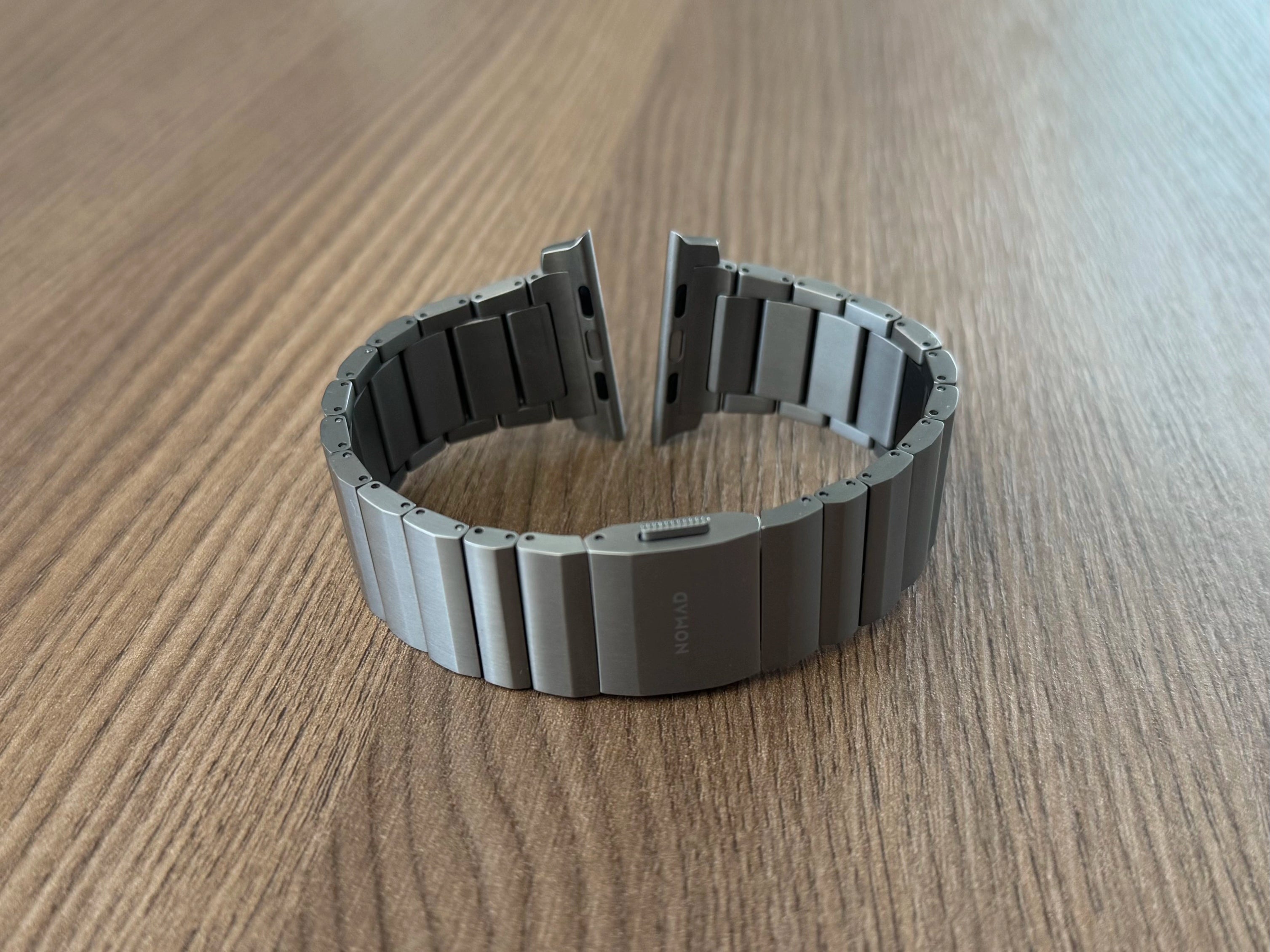 Nomad Titanium Band V2 - 46/49mm - Natural - Open Box