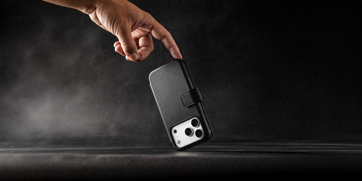 Nomad Modern Folio with Horween Leather for iPhone 18 Pro Max - Black