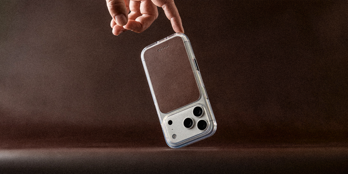 Nomad Clear Case with Horween Leather for iPhone 18 Pro Max - Rustic Brown